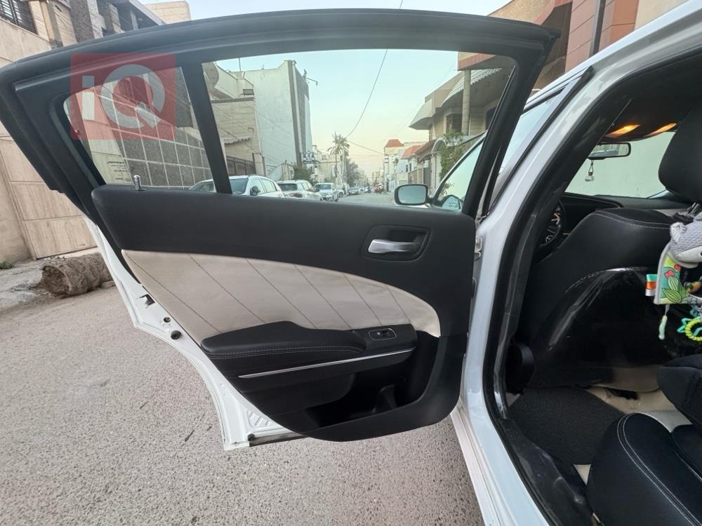 دودج تشارجر